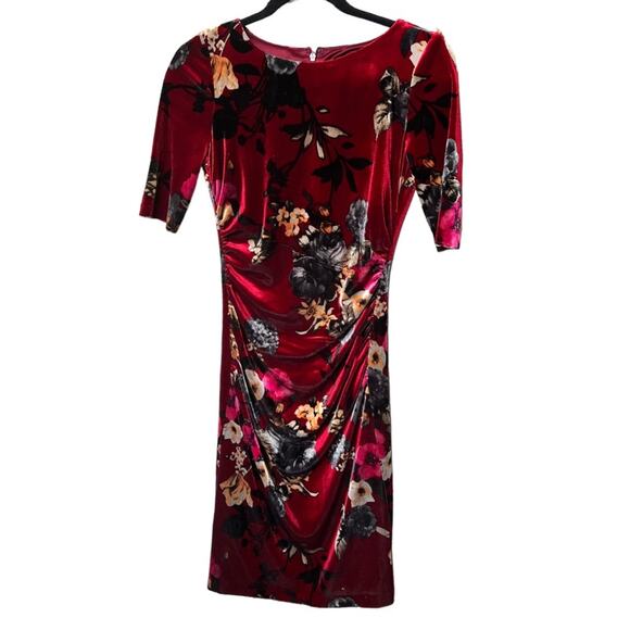 Vince Camuto Velvet Floral Ruched Short Sleeve Dress Size 2 - Picture 2 of 13